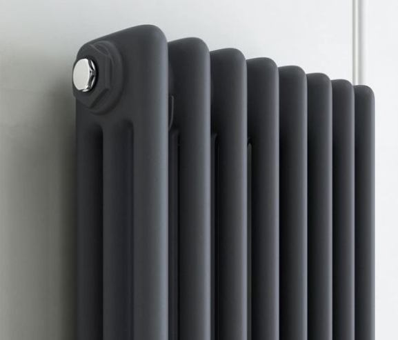 Photo d'un radiateur noir irsap